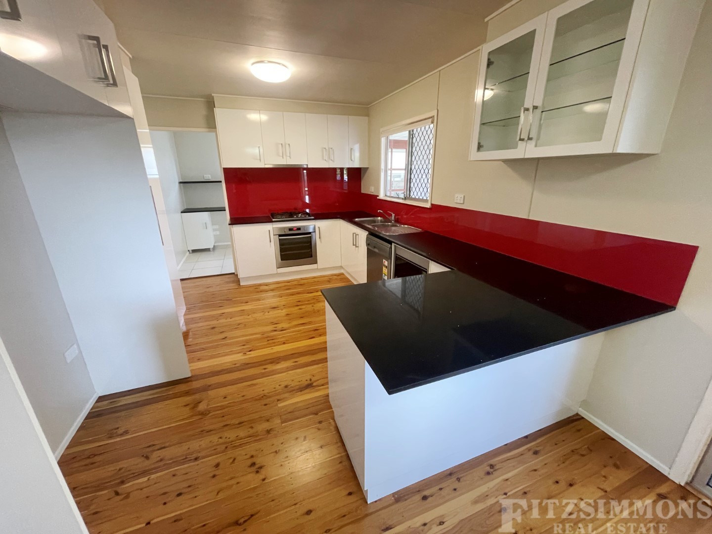 81 WOOD ST, DALBY QLD 4405, 0 habitaciones, 0 baños, House