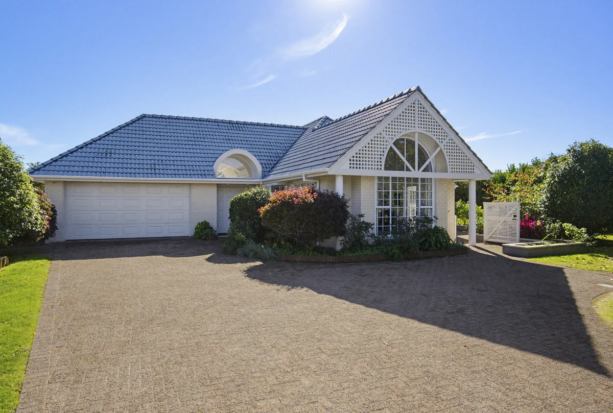 Waikanae 3 Bedroom Refined Living in the Garden Precinct Pocket