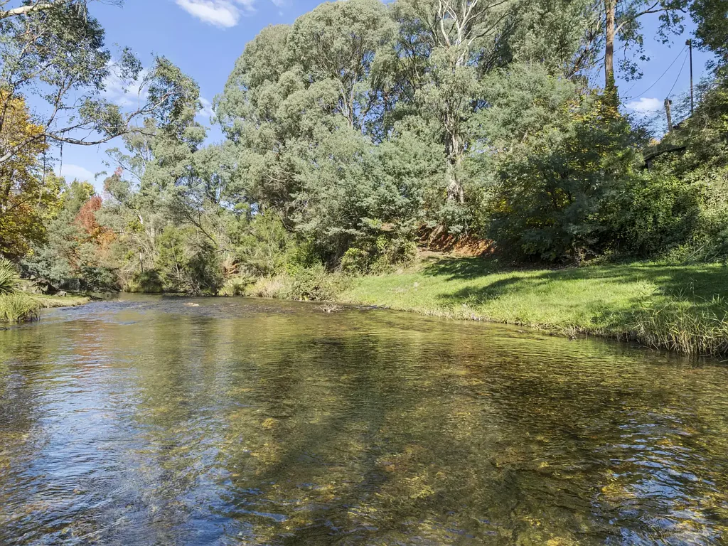 Jamieson 4房  Riverfront Opportunity in the Heart of Jamieson
