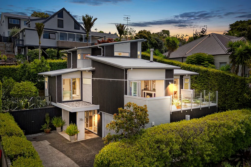 Remuera 3房 从设计到细节，筑就高端生活新境界！ 11.30am-12pm Sat/Sun: Architectural elegance