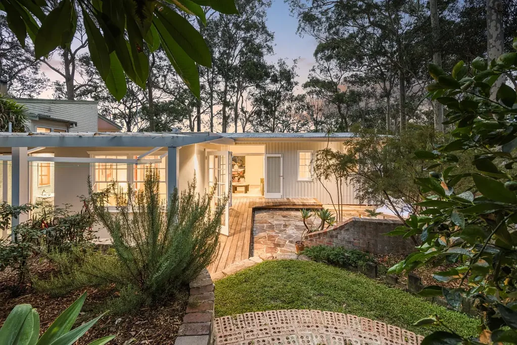 9 Hilltop Road, Avalon Beach, NSW 2107