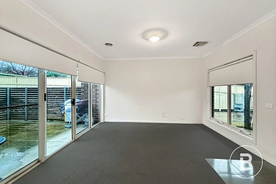 1/193 Eaglehawk Road, Long Gully, VIC 3550, 3房, 2浴, Townhouse