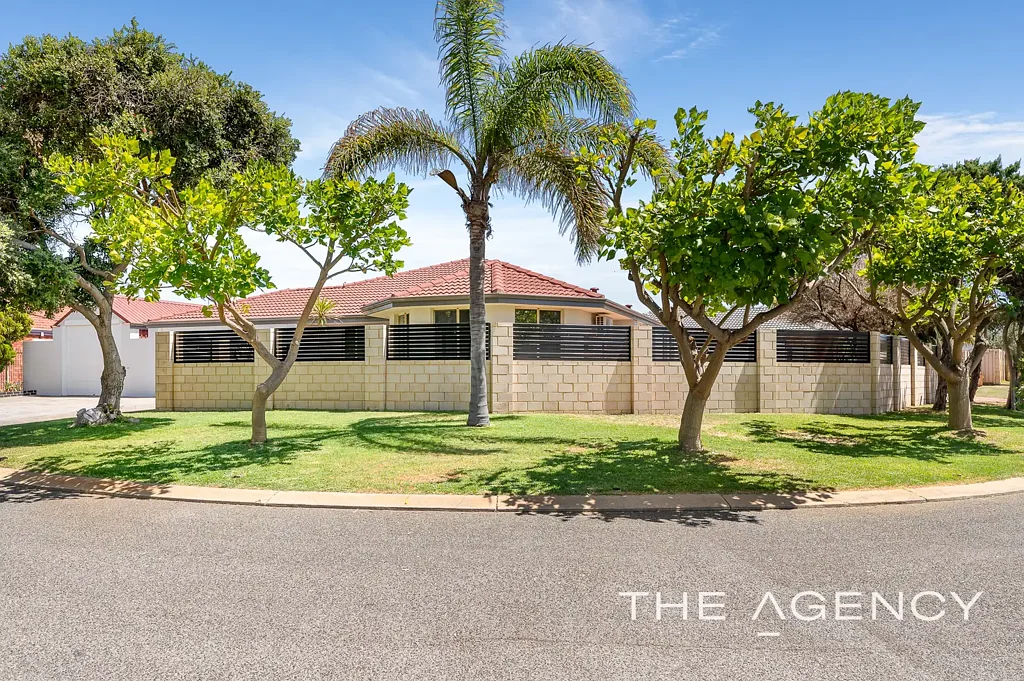 6 Mustique Mews, Secret Harbour, WA 6173