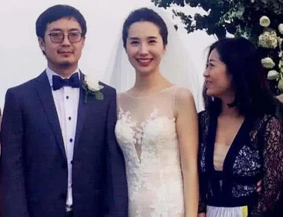不撕张大奕？天猫总裁夫人更新动态 深夜逛二手网