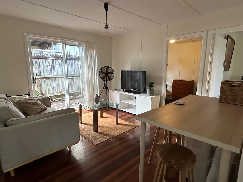 Excellent Value, Excellent Location and Furnished