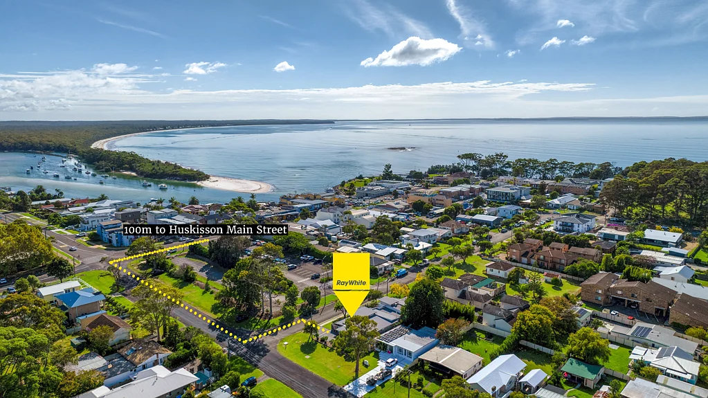 1/2 Morton Street, Huskisson, NSW 2540