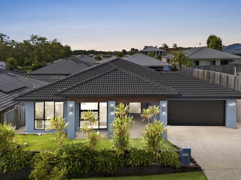 Pimpama 4 Bedroom Grand in Size, Unmatched in Comfort