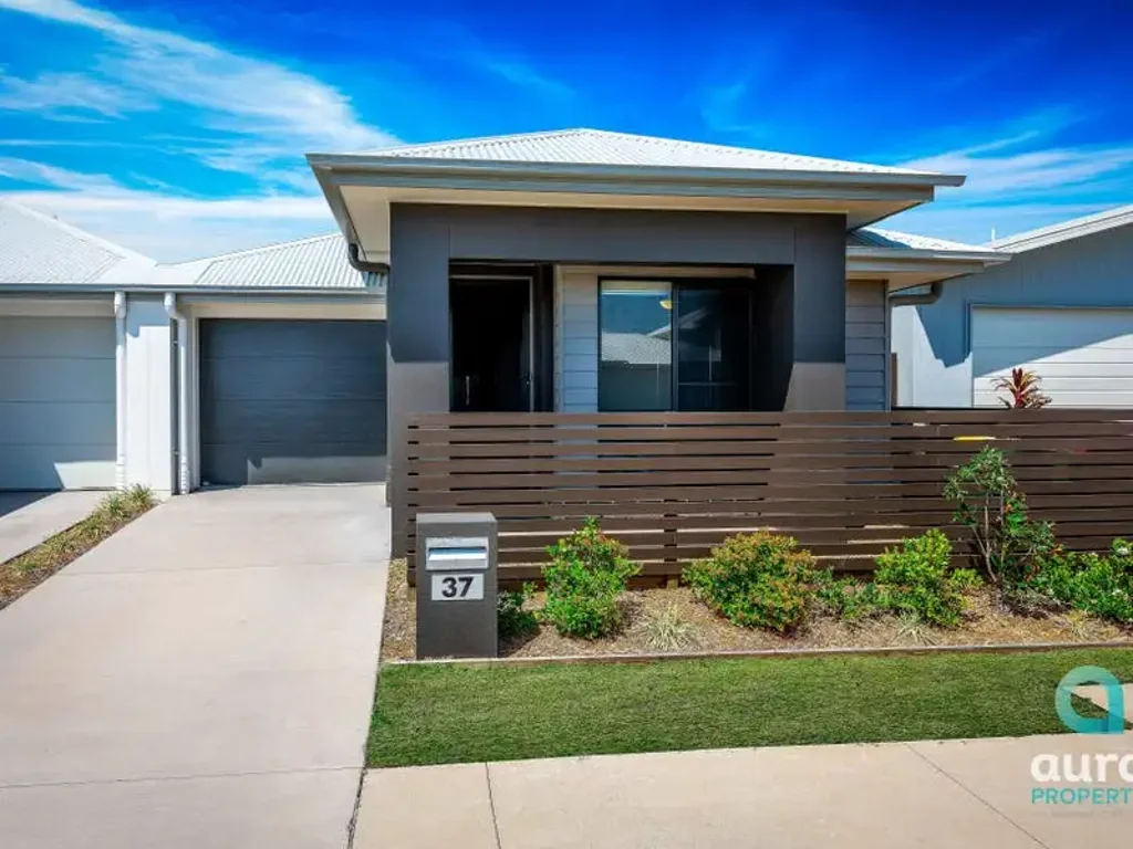 The Ultimate Lifestyle Upgrade: Effortless Charm in a Vibrant Community - FULLY FURNISHED