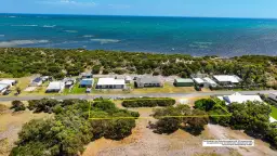 13 Cape Thomas Crescent, Boatswain Point