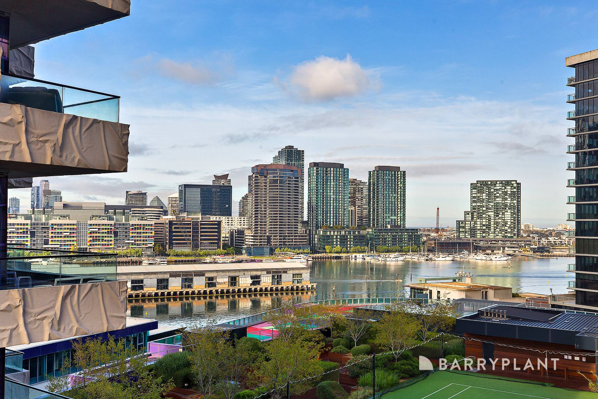 N1006/241 Harbour Esplanade, Docklands, Melbourne CBD, 2 rūma, 1 rūma horoi, Apartment