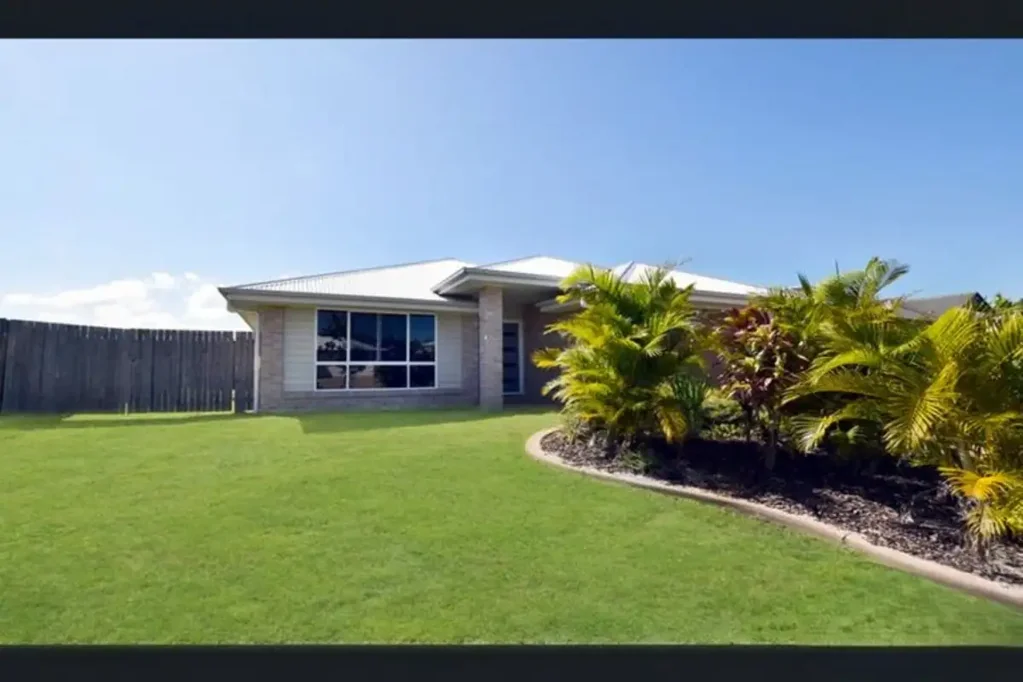 37 Petrel Street, Kirkwood, QLD 4680