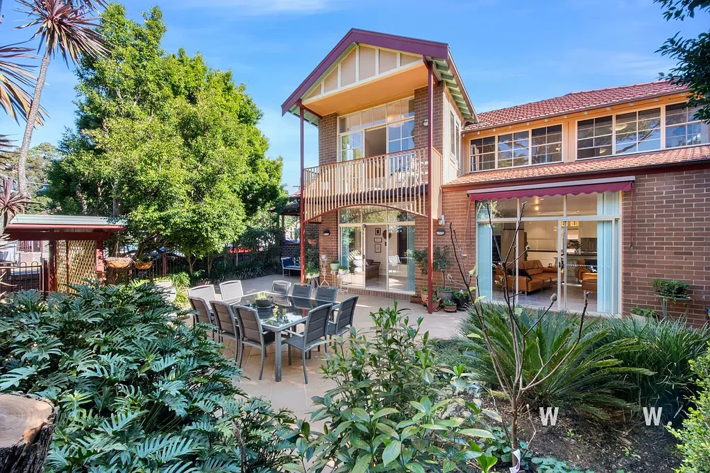 Abbotsford 5房 Abbotsford 黄金地段的珍爱家庭住宅 Cherished Family Home in a Prime Abbotsford Address