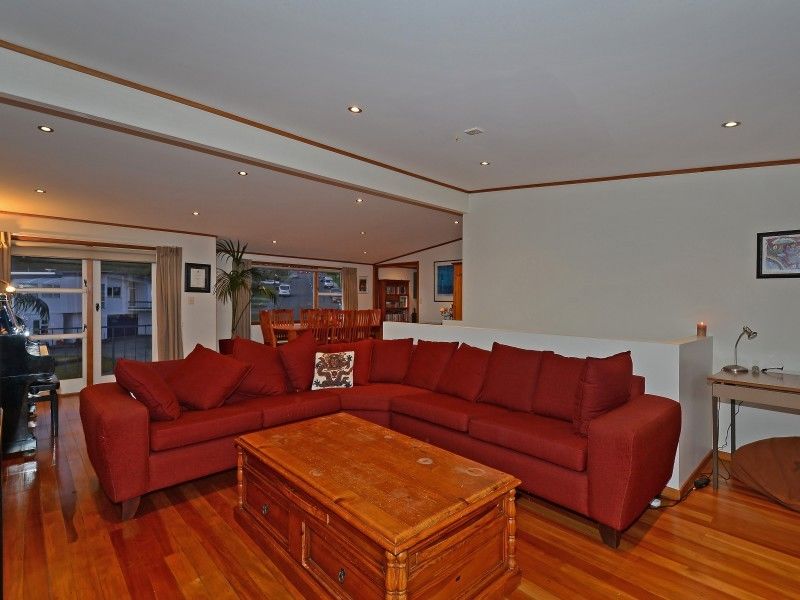 92b Dowse Drive, Maungaraki, Lower Hutt, 3 غرف, 2 حمامات