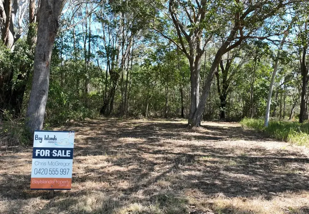 27 Bimbad Crescent, Russell Island, QLD 4184