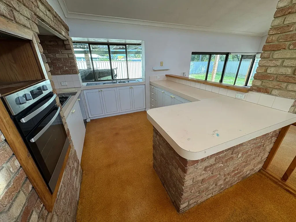 Australind 4 Bedroom Spacious Family Home in Tranquil Cul de Sac