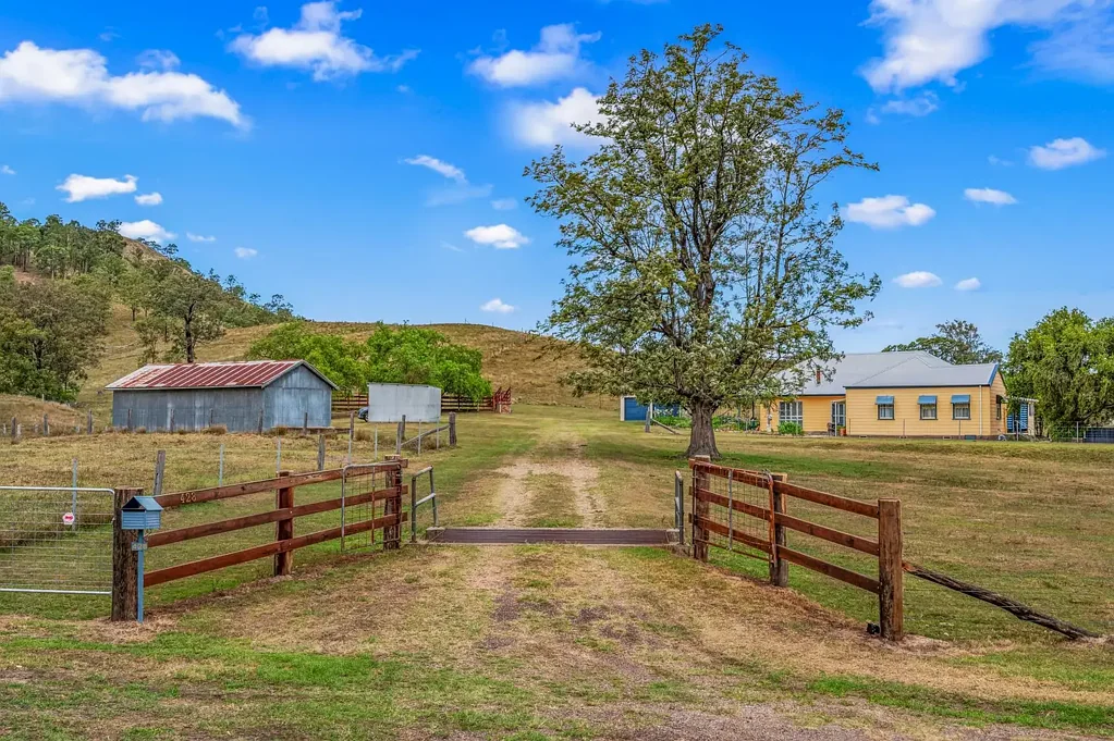 Singleton Mt Olive Rural Property with Long-Held Family Charm