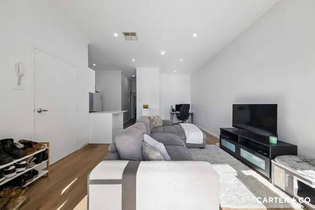 Duffy 2chambre Ground Floor Living in the Boutique Aquilo Apartments