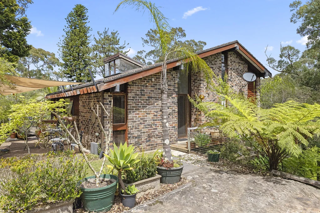 Thornleigh 4ਬੈੱਡਰੂਮ Idyllic setting, surrounded by nature yet close to everything