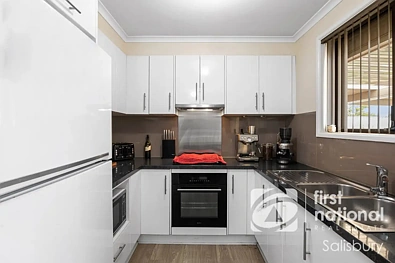 42 Uley Road, Craigmore, SA 5114, 3 slaapkamers, 1 badkamers, House