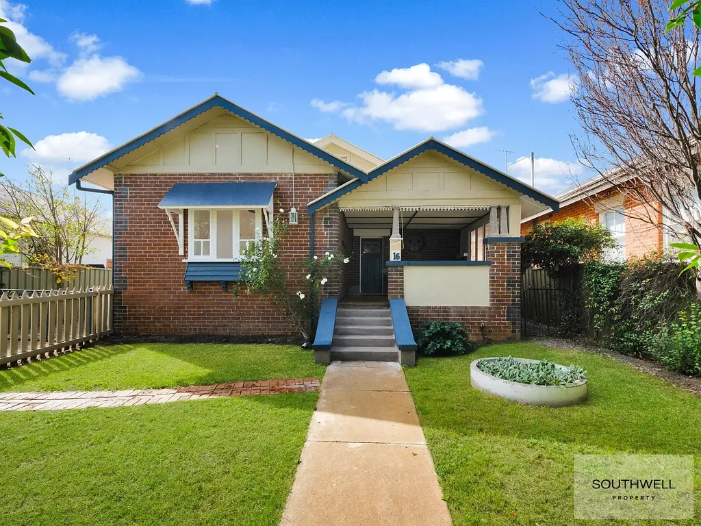 East Tamworth 3Zimmer Exquisite Period Charm in Enviable Location