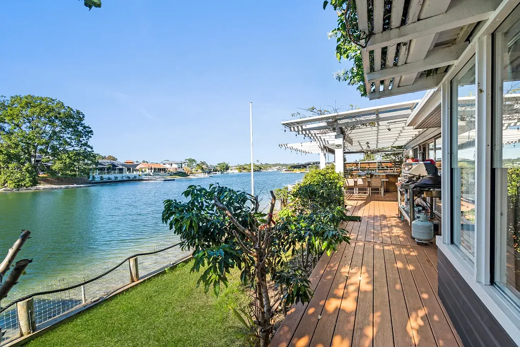 Tweed Heads 3غرفة نوم Renovated Duplex Breathtaking Water Views