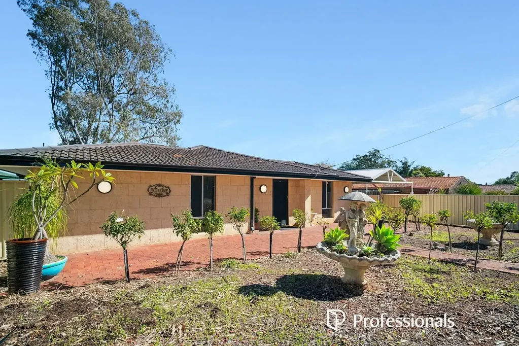 Kalamunda 5 Bedroom LARGE FAMILY HOME!!