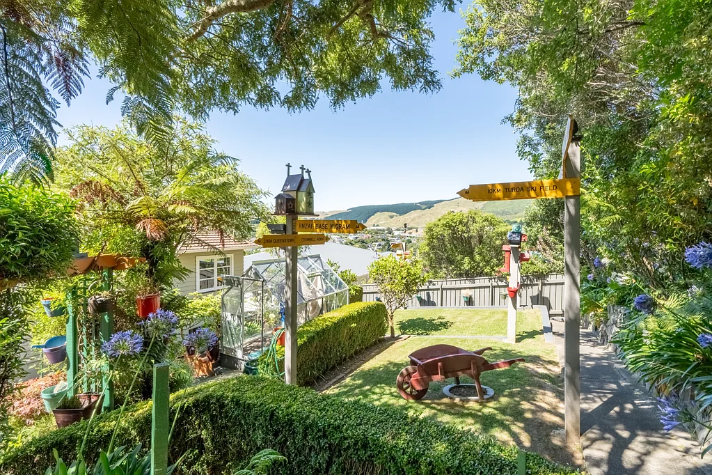 39 Sunrise Boulevard, Tawa, Wellington