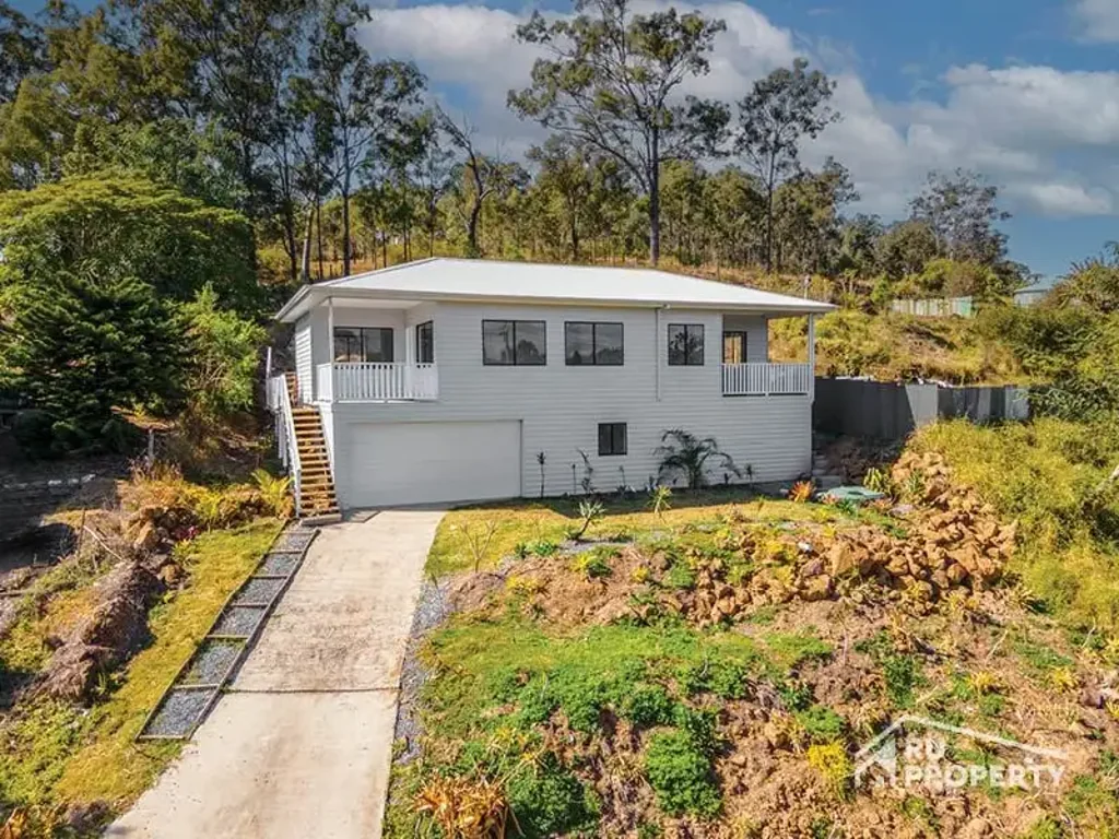 Moore 3 Bedroom Brand New Hillside Retreat!