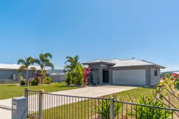 167 Crystal Crescent, Alice River