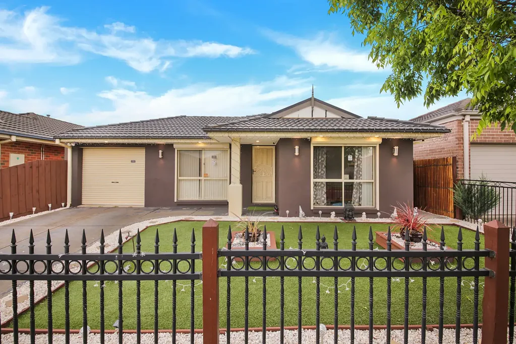 Family Home in Rose Grange Estate Tarneit