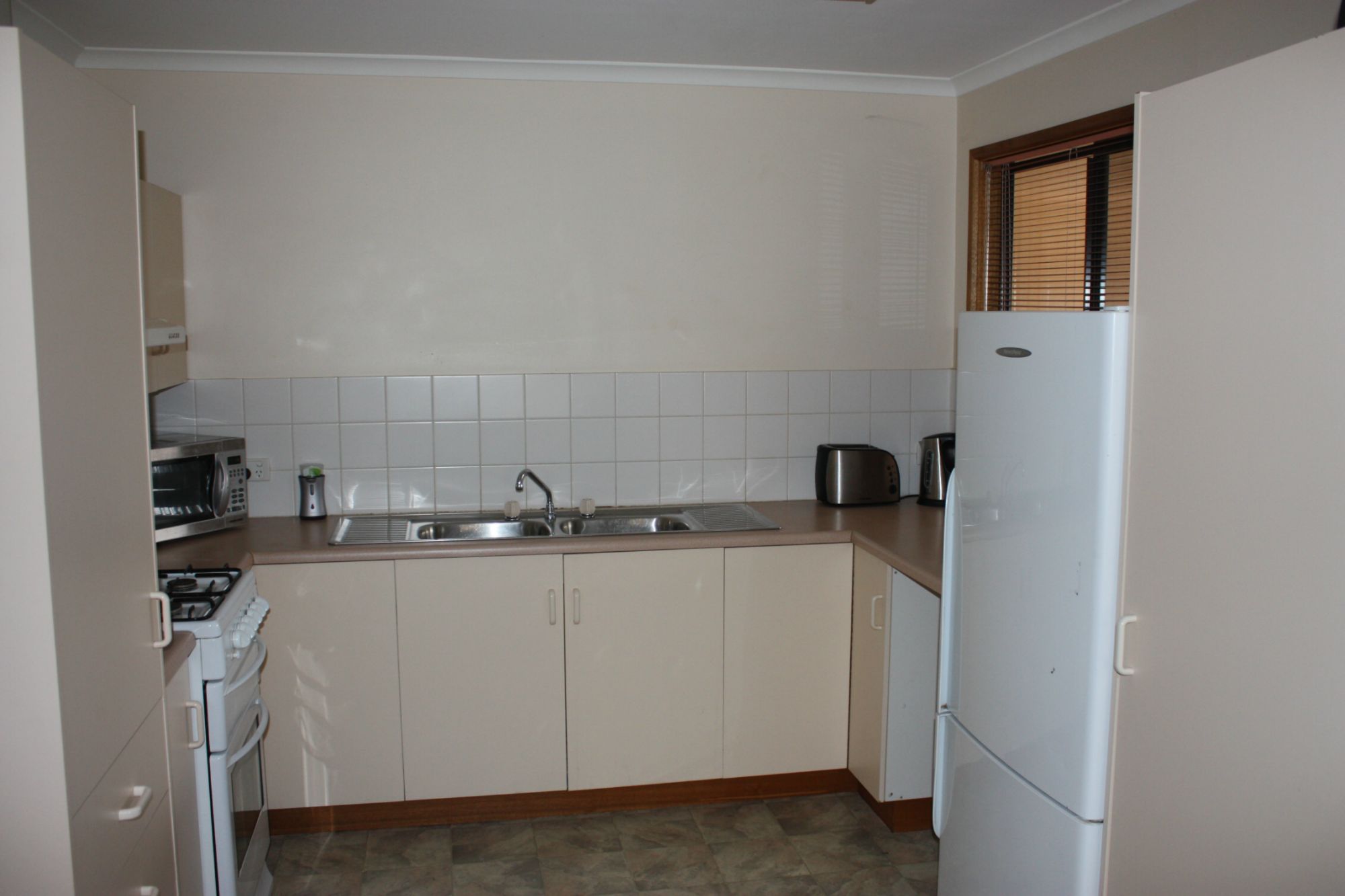 27A FINNISS ST, ROXBY DOWNS SA 5725, 0房, 0浴, Unit