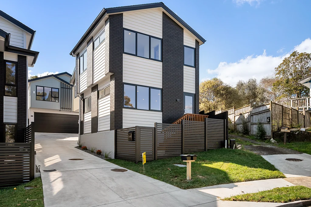 West Harbour 4ਬੈੱਡਰੂਮ Modern Living in a Prime West Harbour