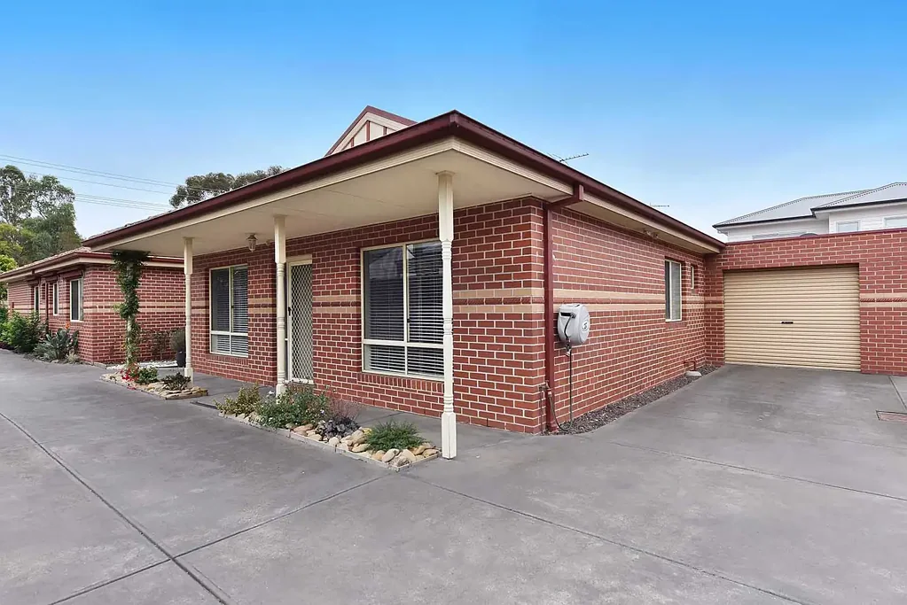 Sunbury 3 Bedroom Easy Living In A Prime Sunbury Position