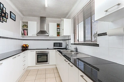 6/5-7 Graham Road, Narwee, NSW 2209, 2 Bedrooms, 1 Bathrooms, Unit