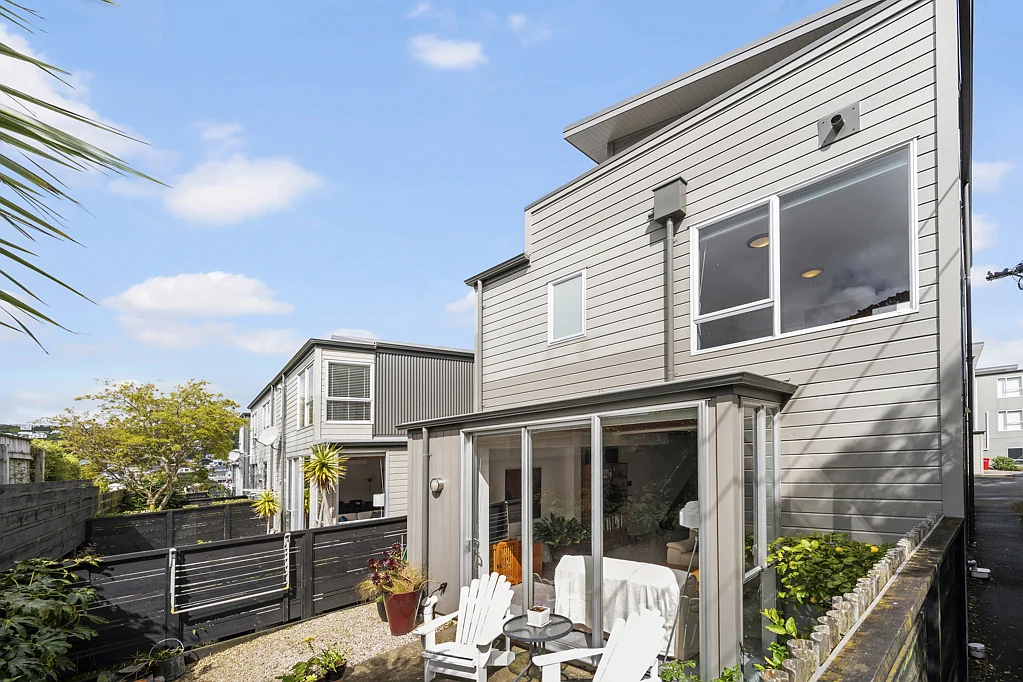 5/3 Severn Street, Island Bay, Wellington