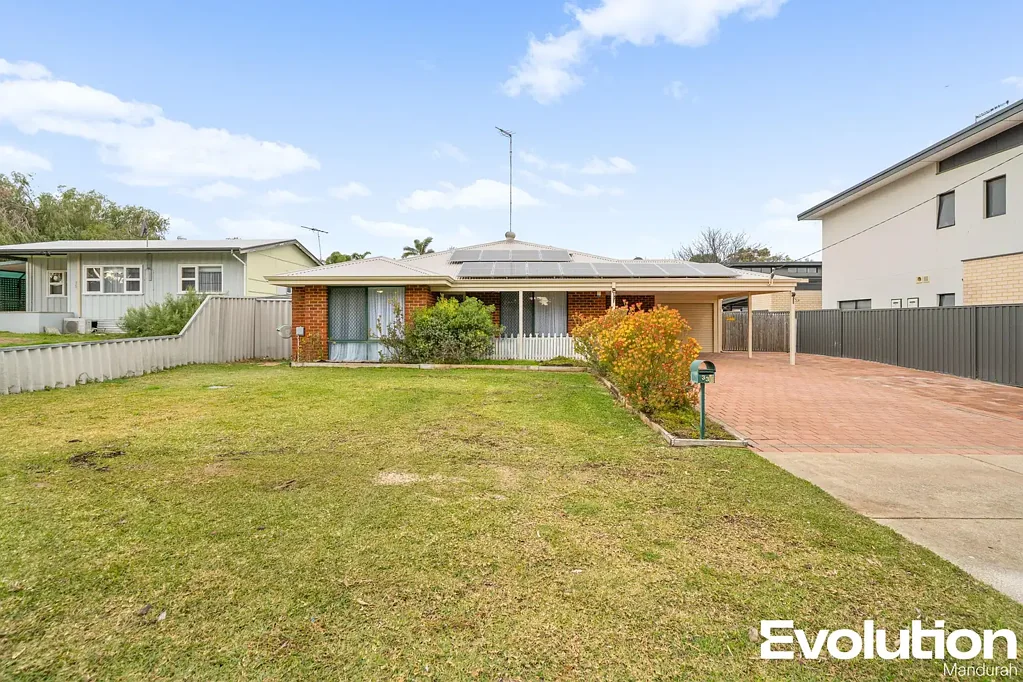 Mandurah 4 Slaapkamer Space Meets Potential