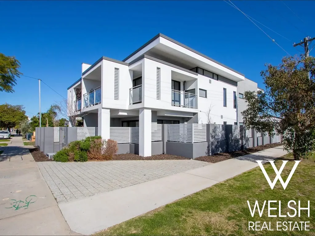 MODERN GROUND FLOOR APARTMENT IN A CONVENIENT LOCATION! "Partly furnished"
