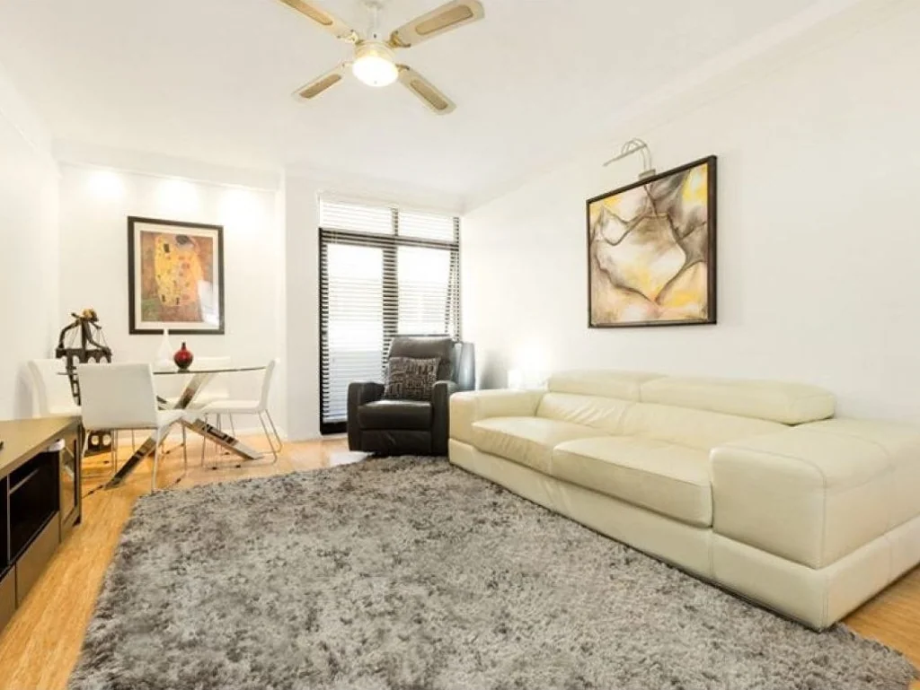 Embracing Contemporary Styling & a Generous Floor Plan