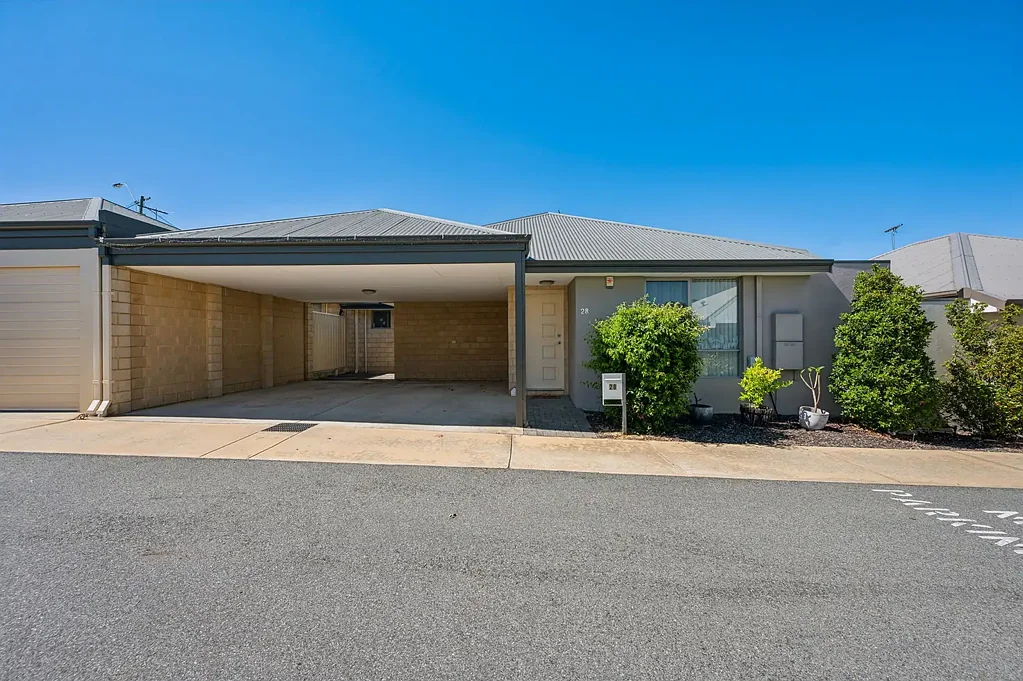 28/113 Owtram Road, Armadale, WA 6112