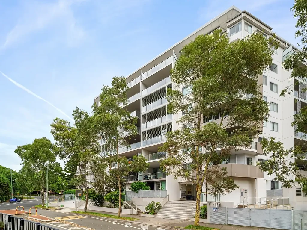 Luxury Apartment Living | Resort Style Facilities | 2 Car Spaces