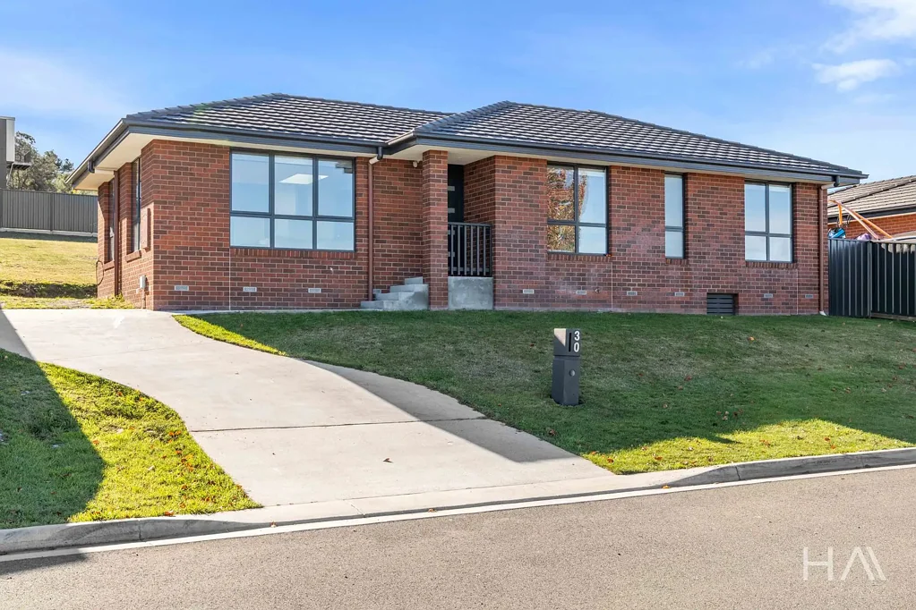 Perth 3房  Modern Comfort on a Generous Block!