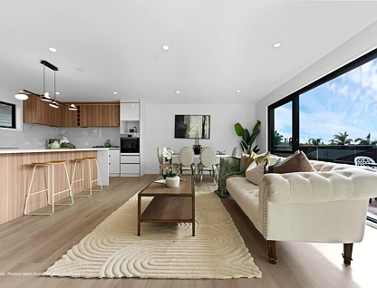 16B Brandon Road, Glen Eden, Waitakere City, 5 રૂમ, 4 બાથરૂમ, Home & Income