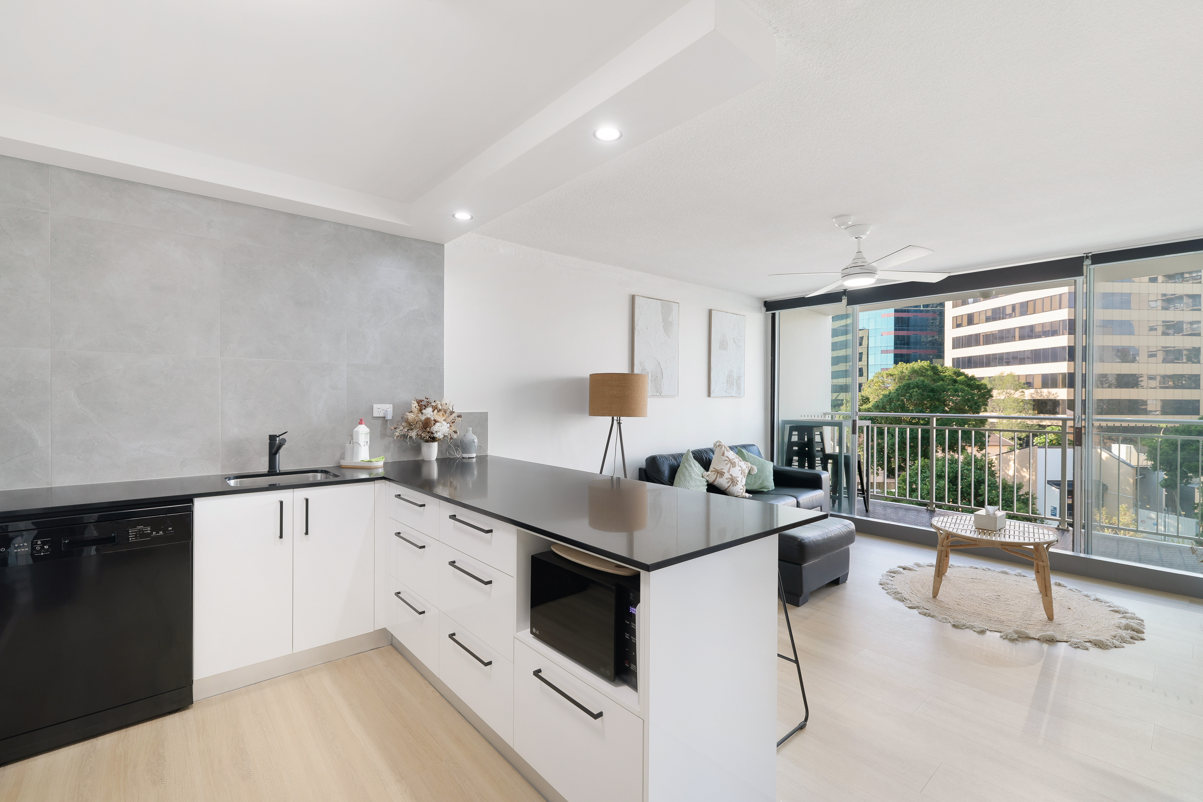 UNIT 3D 2 RIVERVIEW PDE, SURFERS PARADISE QLD 4217, 0 habitaciones, 0 baños, Unit