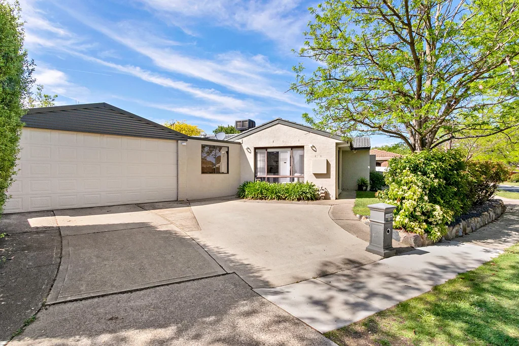 16 Lance Hill Avenue, Dunlop, ACT 2615