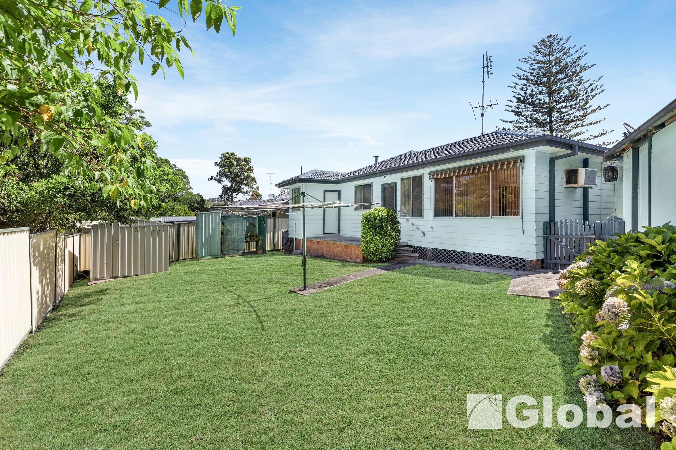 17 DELMA PDE, WARNERS BAY NSW 2282, 0部屋, 0バスルーム, House