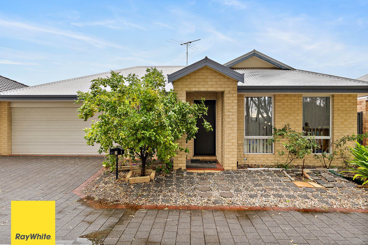 7 CHELSEA MEWS, CANNING VALE WA 6155, 0 chambres, 0 salles de bain, House