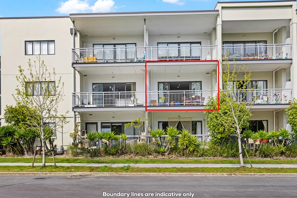 Flat Bush 1房  Prime Location - Irresistible Price !