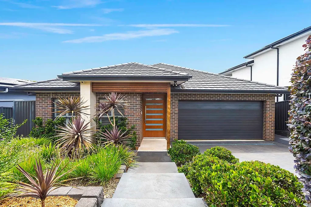 95 Monash Road, Menai, NSW 2234