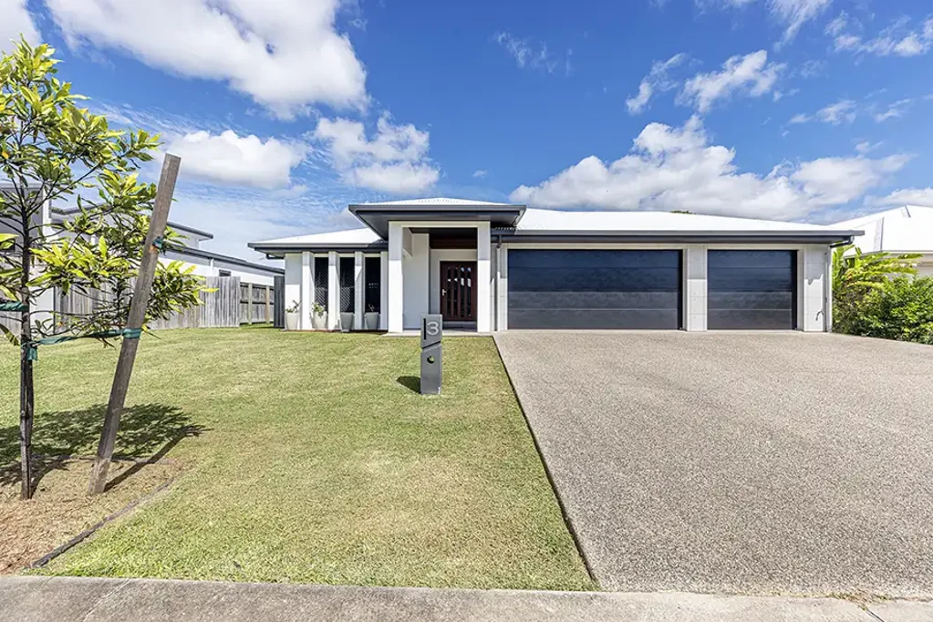 Richmond 4房  Architecturally Designed Luxury Family Home