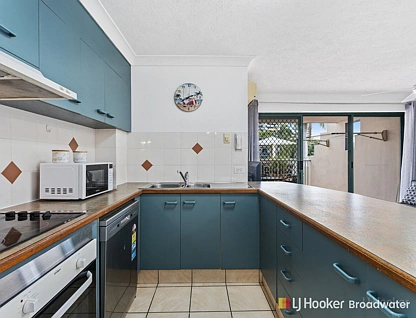 5/7-9 Robert Street, Labrador, Gold Coast, 2 rūma, 2 rūma horoi, Apartment